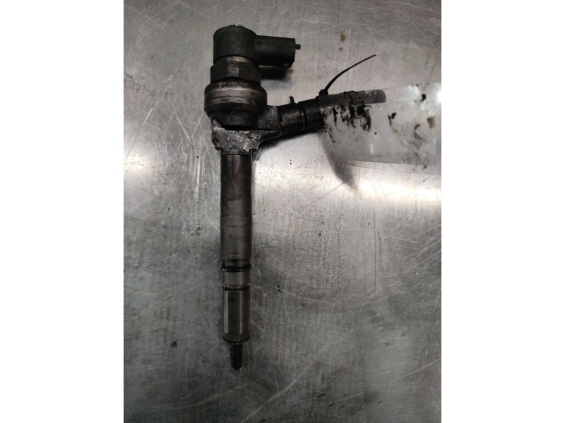 Recambio de inyector para opel astra h berlina cosmo referencia OEM IAM   