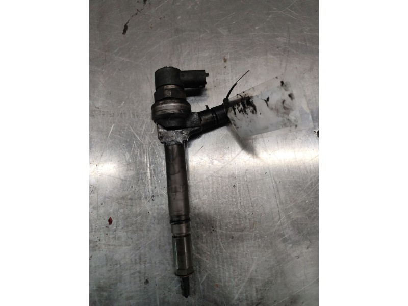 Recambio de inyector para opel astra h berlina cosmo referencia OEM IAM   