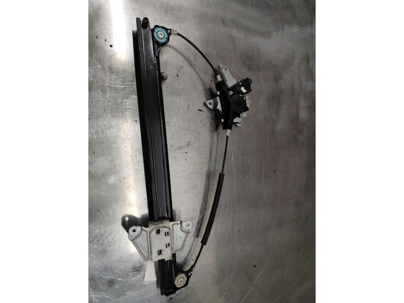 Recambio de elevalunas delantero derecho para bmw 1 (e81) 118 d referencia OEM IAM   