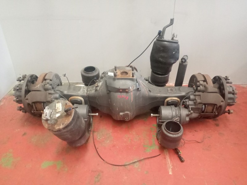 Recambio de diferencial trasero para volvo fh xxx referencia OEM IAM 23568461  