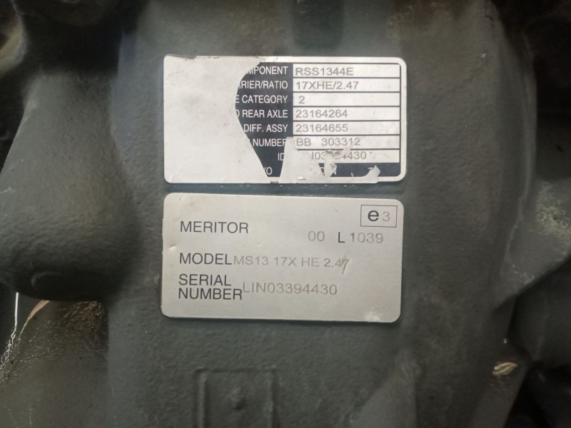 Recambio de diferencial trasero para volvo fh xxx referencia OEM IAM 23568461  