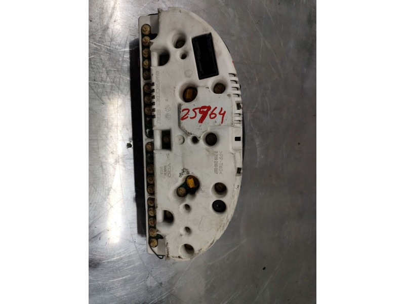 Recambio de cuadro instrumentos para mercedes-benz clase m (w163) ml 270 cdi (163.113) referencia OEM IAM A1635409011  