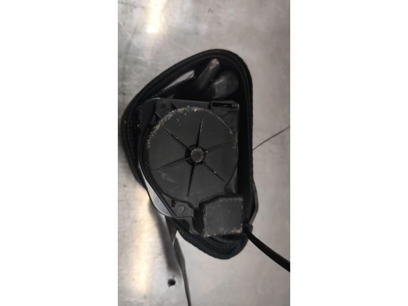 Recambio de cinturon seguridad trasero izquierdo para mg zs suv (azs1) 1.5 vti referencia OEM IAM GD30A1002  