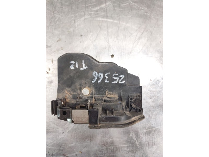 Recambio de cerradura puerta trasera izquierda para bmw 1 (e81) 118 d referencia OEM IAM   