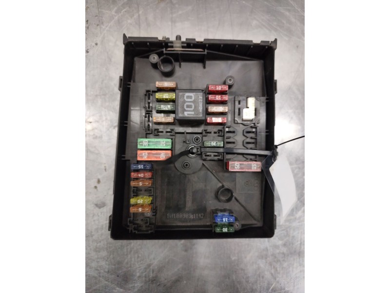 Recambio de caja reles / fusibles para volkswagen golf vi (5k1) 2.0 tdi referencia OEM IAM 3c09712490  