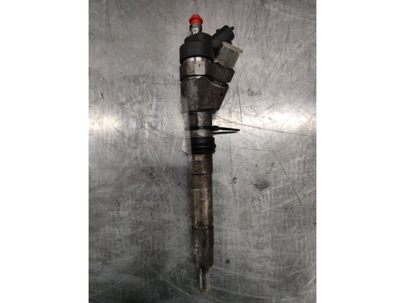 Recambio de inyector para iveco daily caja cerrada (1999 =>) referencia OEM IAM 0445120011  
