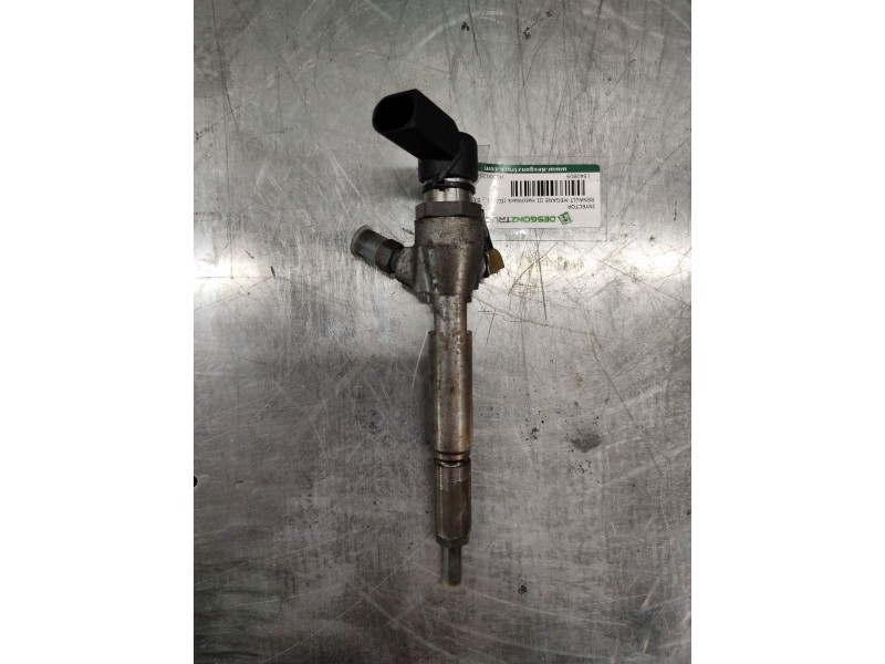 Recambio de inyector para renault megane iii hatchback (bz0/1_, b3_) 1.5 dci referencia OEM IAM H8200204788  