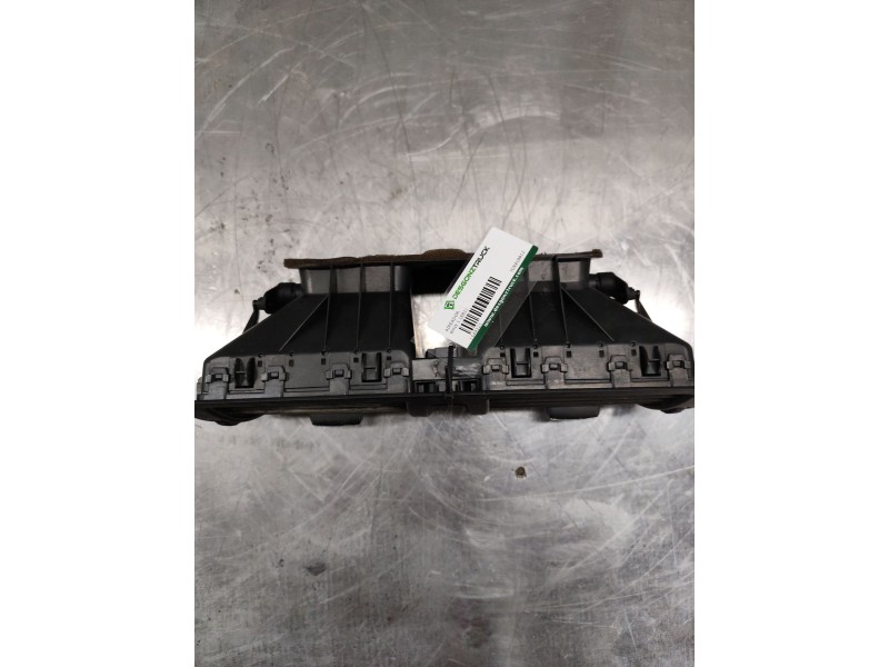 Recambio de aireador para bmw 1 (e81) 118 d referencia OEM IAM 705918912  