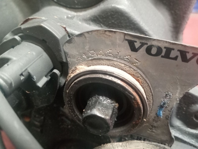 Recambio de pinza freno trasera derecha para volvo fh xxx referencia OEM IAM 21946167  