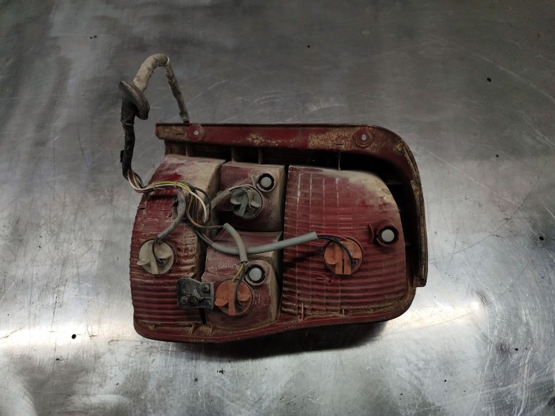 Recambio de piloto trasero izquierdo para kia carnival ii (gq) 2.9 crdi referencia OEM IAM   