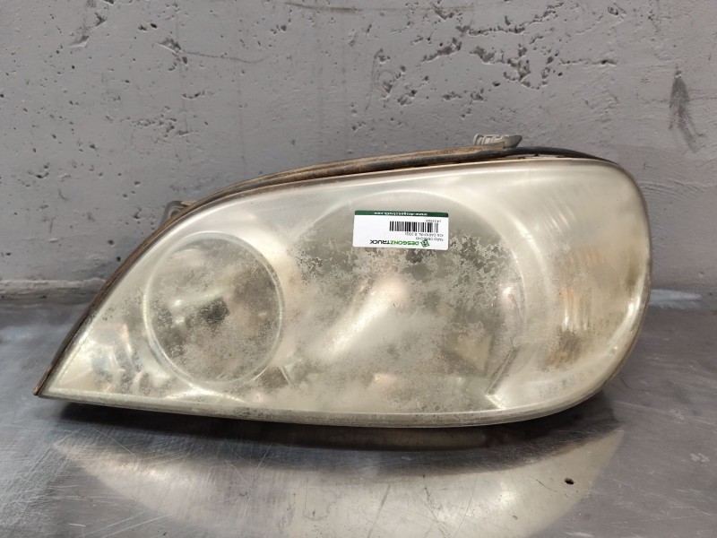 Recambio de faro derecho para kia carnival ii (gq) 2.9 crdi referencia OEM IAM   