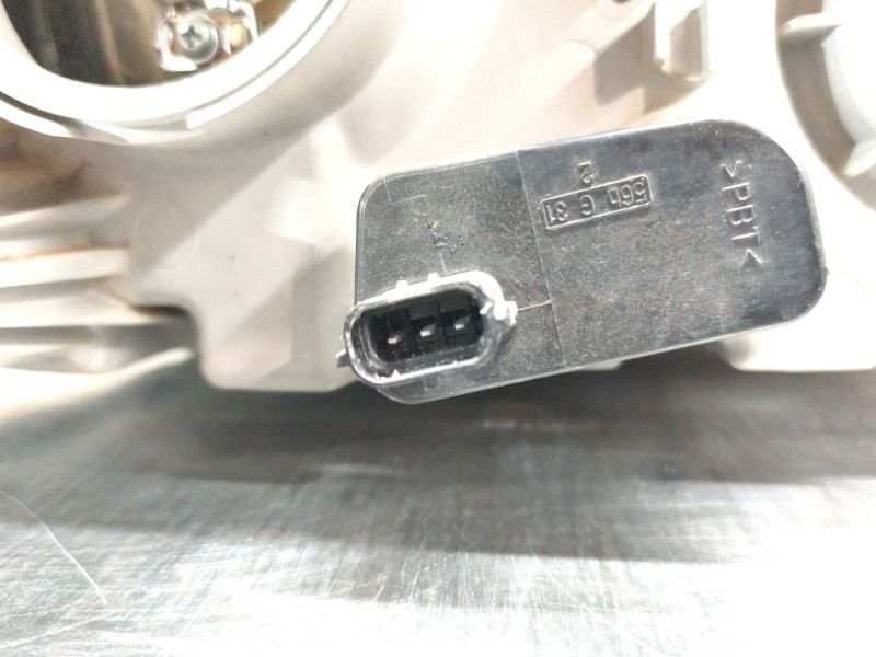 Recambio de faro izquierdo para kia carnival ii (gq) 2.9 crdi referencia OEM IAM lhd9980  