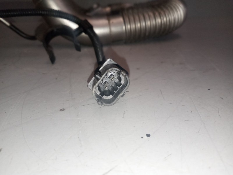 Recambio de tubo para iveco sunrise referencia OEM IAM 5801647605  