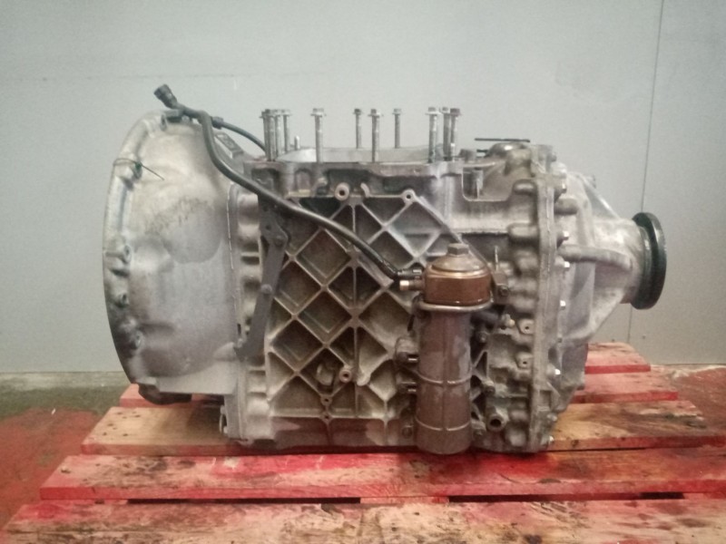 Recambio de caja cambios para volvo fh xxx referencia OEM IAM AT2812F  60150785