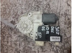 Recambio de motor elevalunas delantero derecho para peugeot 307 berlina (s2) d-sign referencia OEM IAM 996388103 997831101 77460 2