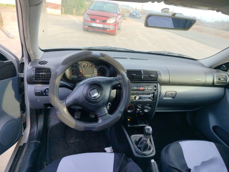 seat toledo ii (1m2) del año 2000