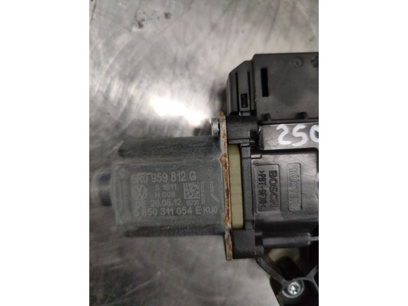 Recambio de elevalunas trasero derecho para volkswagen polo v (6r1, 6c1) 1.6 tdi referencia OEM IAM e850201003  