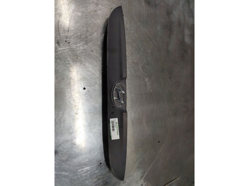 Recambio de molduras traseras para hyundai atos (mx) gls referencia OEM IAM 87311  