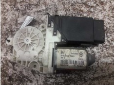 Recambio de motor elevalunas delantero izquierdo para volkswagen golf iv berlina (1j1) 25 aniversario referencia OEM IAM 9776105 2