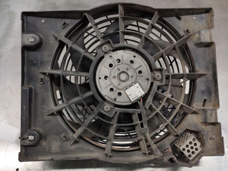 Recambio de electroventilador para opel zafira a 2.0 dti referencia OEM IAM 9133342  