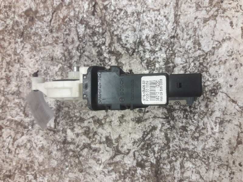 Recambio de motor elevalunas trasero izquierdo para seat leon (1m1) signo referencia OEM IAM 9776105406301 F005S00059 