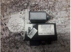 Recambio de motor elevalunas delantero derecho para seat ibiza (6l1) cool referencia OEM IAM 9776105406301 991728205 1400208580