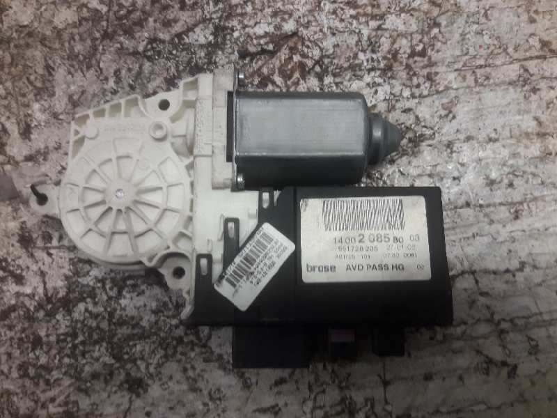 Recambio de motor elevalunas delantero derecho para seat ibiza (6l1) cool referencia OEM IAM 9776105406301 991728205 1400208580