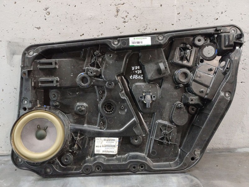 Recambio de elevalunas delantero derecho para infiniti q30 1.5 d referencia OEM IAM 807m05db4a  