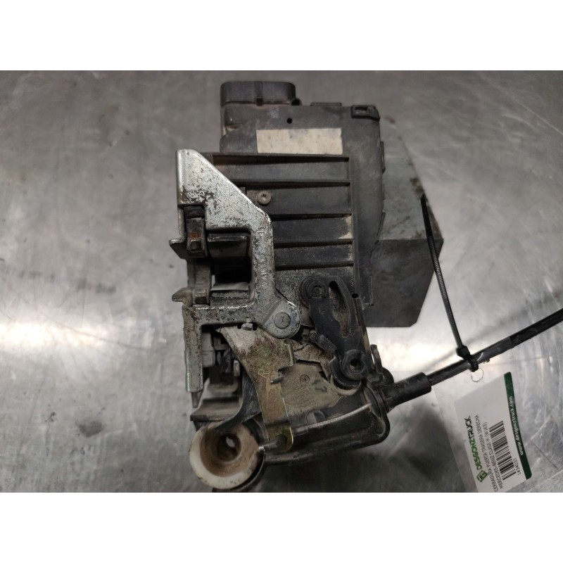 Recambio de cerradura puerta trasera derecha para mercedes-benz clase m (w163) ml 320 (163.154) referencia OEM IAM a1637301036  