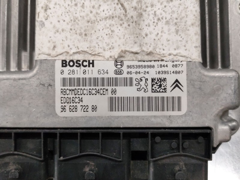 Recambio de centralita motor uce para peugeot 307 break/sw (s2) sw referencia OEM IAM 0281011634  9653958980