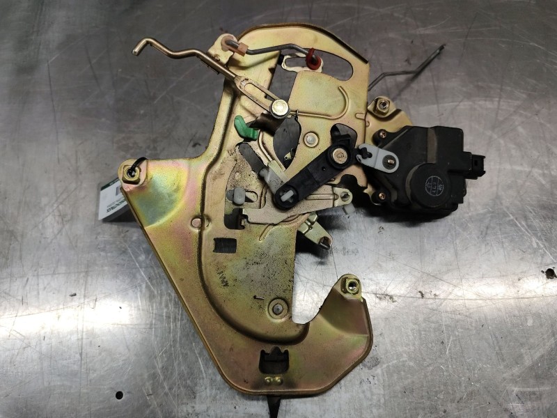 Recambio de cerradura puerta lateral izquierda para kia carnival ii (gq) 2.9 crdi referencia OEM IAM   