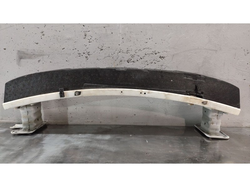 Recambio de refuerzo paragolpes delantero para nissan qashqai ii (j11, j11_) 1.6 dci referencia OEM IAM   