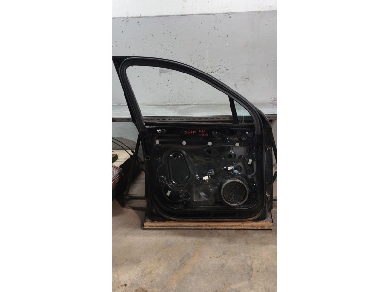 Recambio de puerta delantera izquierda para audi q7 (4mb, 4mg, 4mq) 3.0 tdi quattro referencia OEM IAM 4M0831051G  