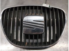 Recambio de rejilla delantera para seat leon (1p1) comfort limited referencia OEM IAM   