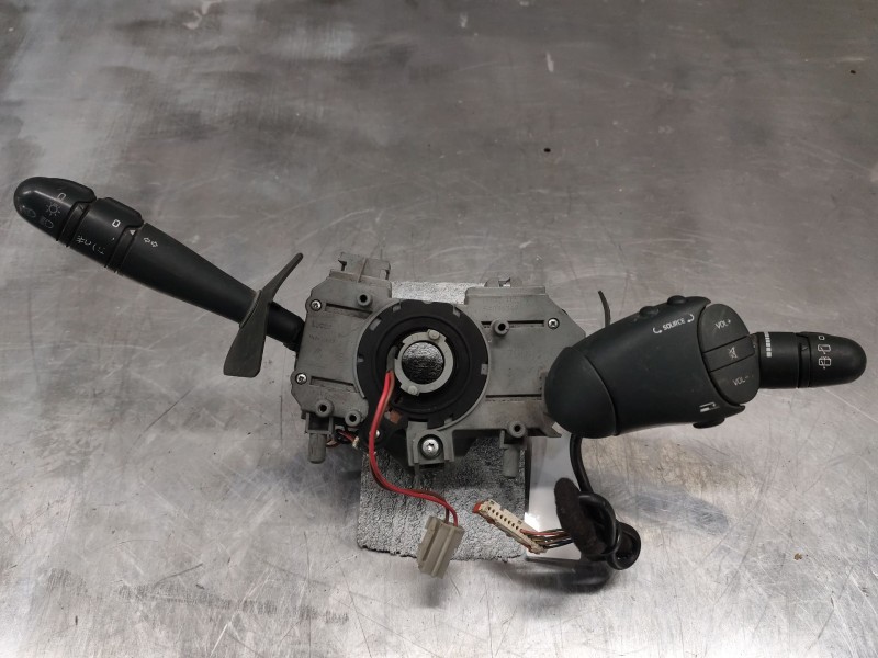 Recambio de mando multifuncion para renault scenic (ja..) 1.9 dti authentique referencia OEM IAM 7700844672f  