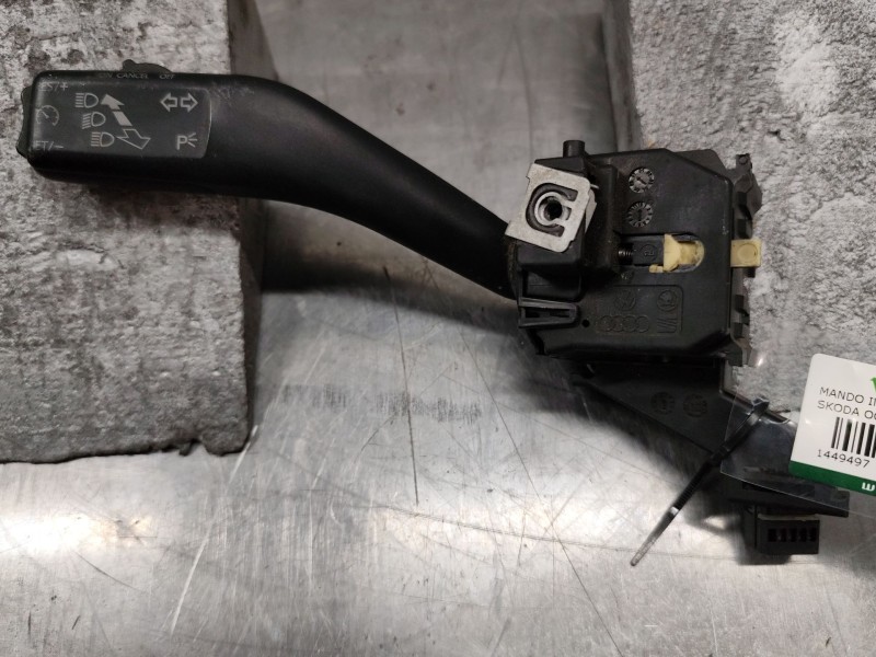 Recambio de mando intermitentes para skoda octavia ii combi (1z5) 2.0 tdi 4x4 referencia OEM IAM 1k0953513g  