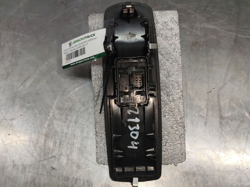 Recambio de mando elevalunas delantero derecho para renault megane iii berlina 5 p business referencia OEM IAM   