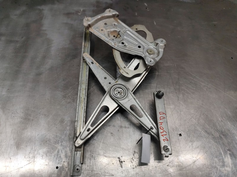 Recambio de elevalunas delantero derecho para renault megane iii berlina 5 p business referencia OEM IAM   