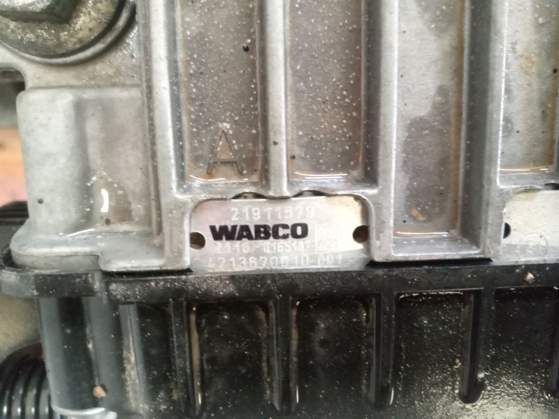 Recambio de caja cambios para renault serie t 12.8 diesel referencia OEM IAM AT2412F 60150803 