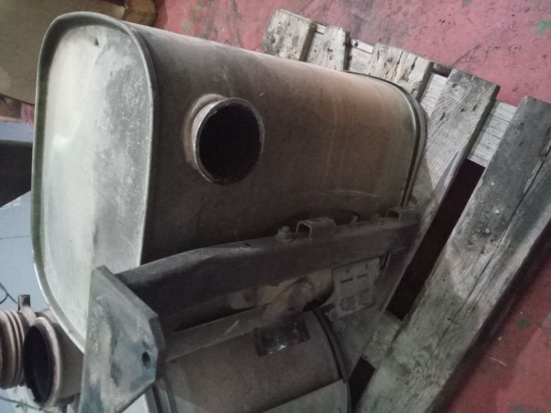 Recambio de catalizador para iveco eurocargo fg 120 e larga distancia referencia OEM IAM 504135193 50413519300 