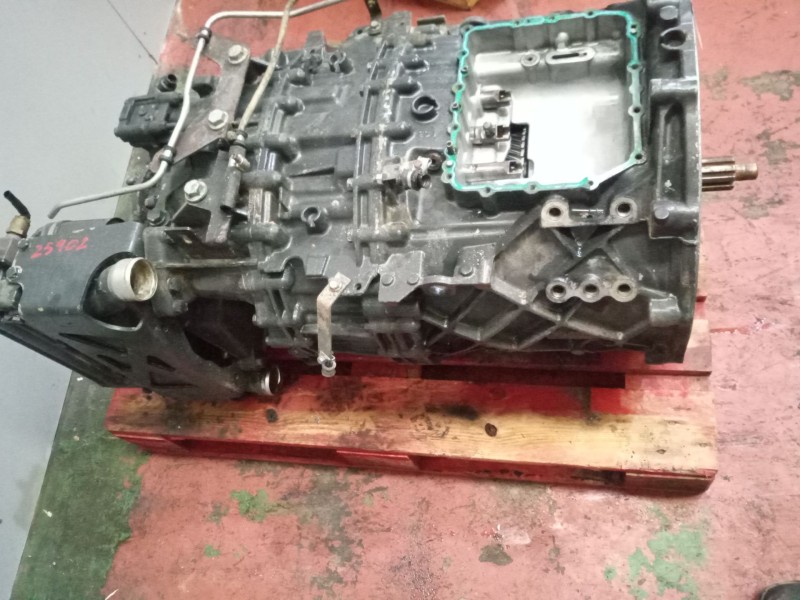 Recambio de caja cambios para scania magnus referencia OEM IAM 12AS2301BO 13048045048 A0022601000