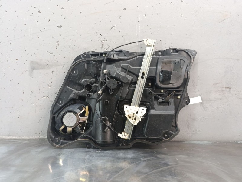 Recambio de elevalunas delantero izquierdo para mazda 3 berlina (bk) 1.6 vvt active referencia OEM IAM   
