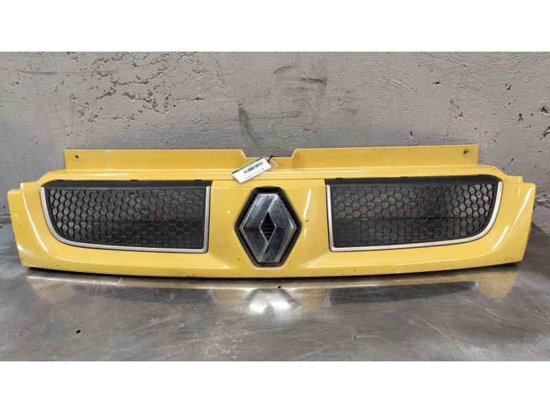 Recambio de rejilla delantera para renault trafic ii furgoneta (fl) 1.9 dci 100 (fl0c) referencia OEM IAM   