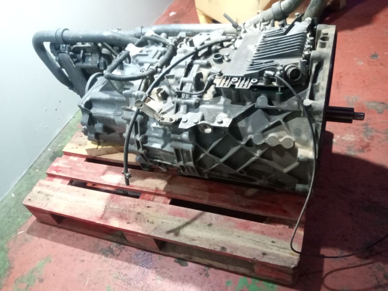 Recambio de caja cambios para iveco stralis (as) 11.1 diesel referencia OEM IAM 12as2331td 1353041065 5801960671