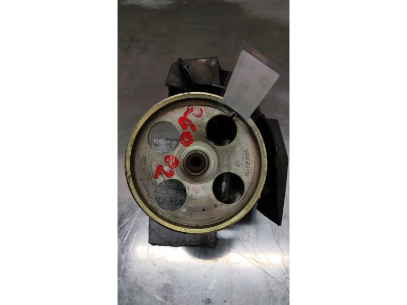 Recambio de bomba servodireccion para peugeot 206 berlina x-line referencia OEM IAM 9637058480  