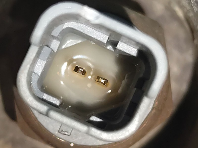 Recambio de caja cambios para peugeot 308 confort referencia OEM IAM 20DM75  