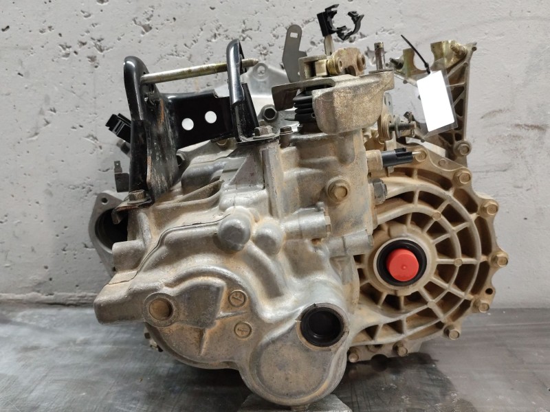 Recambio de caja cambios para nissan x-trail (t30) sport referencia OEM IAM YD4  