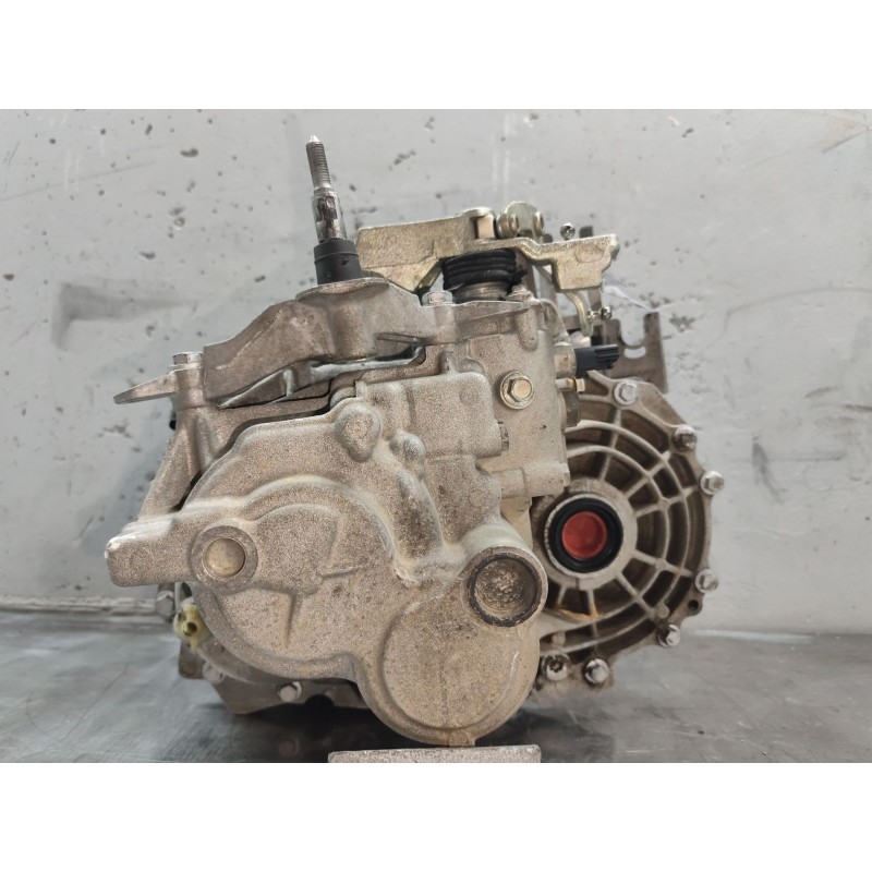 Recambio de caja cambios para renault scenic ii adventure by coronel tapiocca referencia OEM IAM 8200128325  