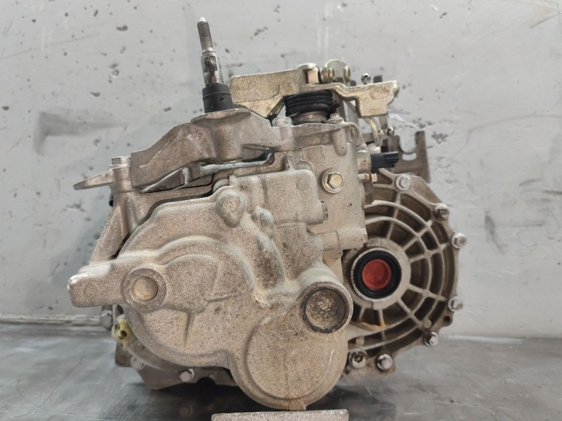 Recambio de caja cambios para renault scenic ii adventure by coronel tapiocca referencia OEM IAM 8200128325  