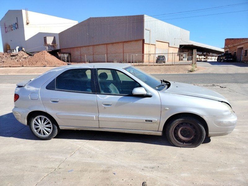 citroën xsara berlina del año 2001